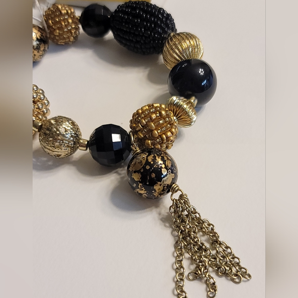 NWT - Chico's Elegant Gold & Black Bracelet With Chain Tassel - Picture 4 of 7
